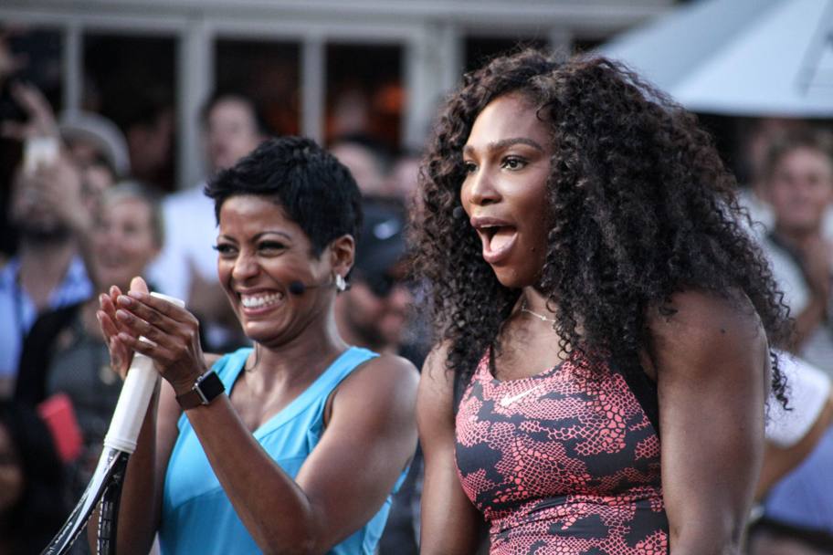 Serena Williams e Tamron Hall (Olycom)